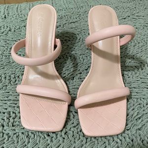 Pink 7.5 Coutgo heels